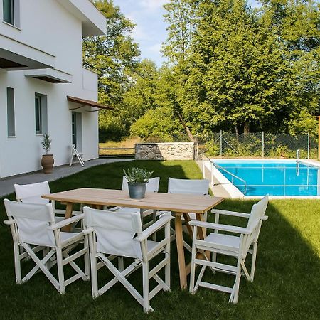 Aristotelia Gi Ikies - Olympiada Poolside Retreats Exterior photo