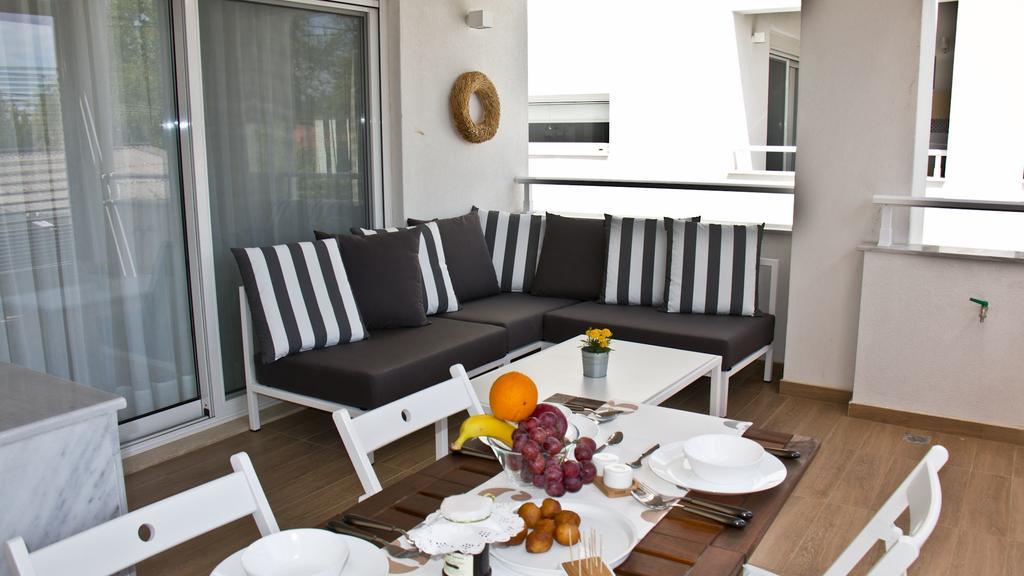 Aristotelia Gi Ikies - Olympiada Poolside Retreats Exterior photo